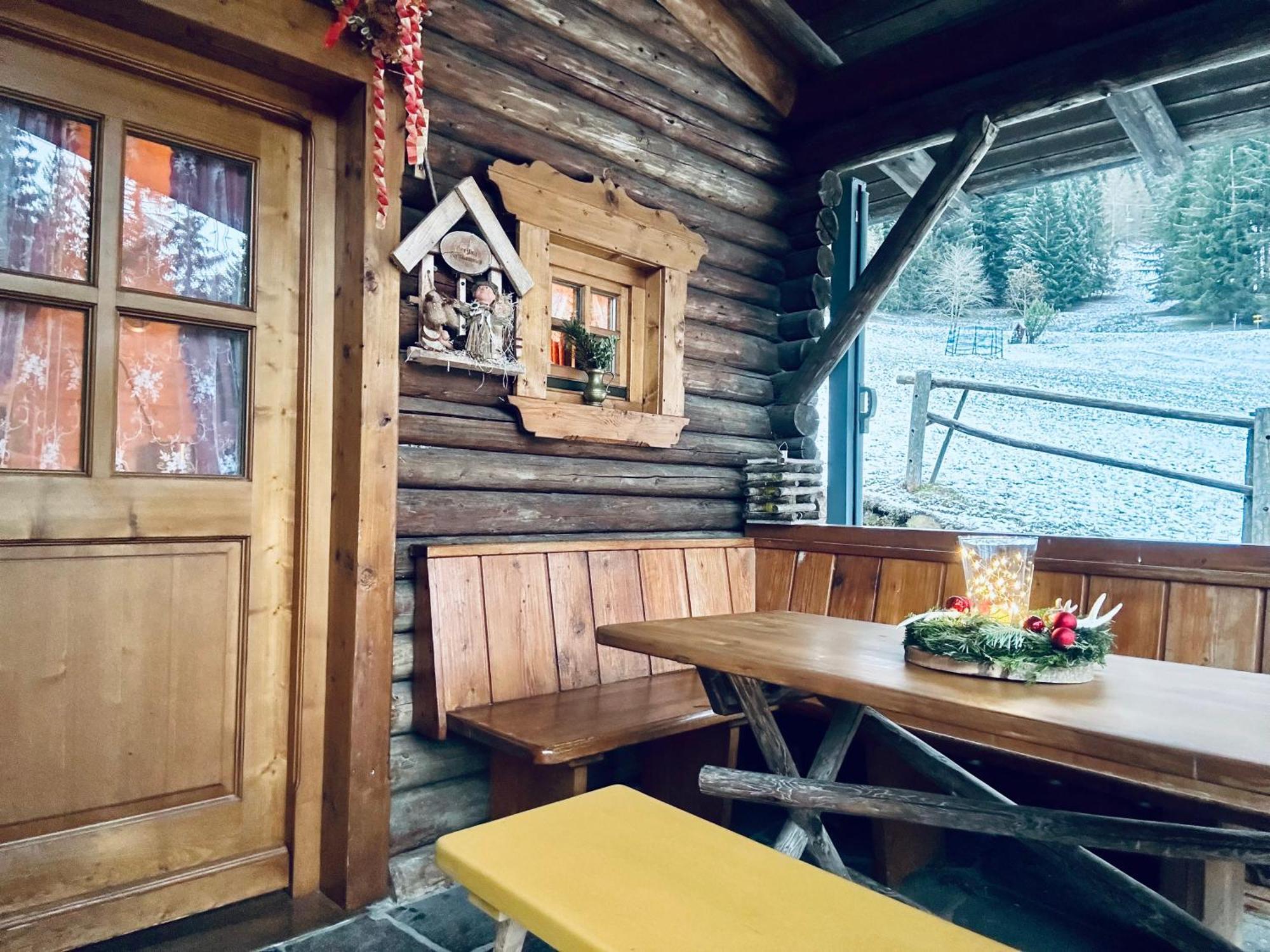 Almbruennerl Die Almhuette Auf Der Raffner Alm Ruhpolding Luaran gambar
