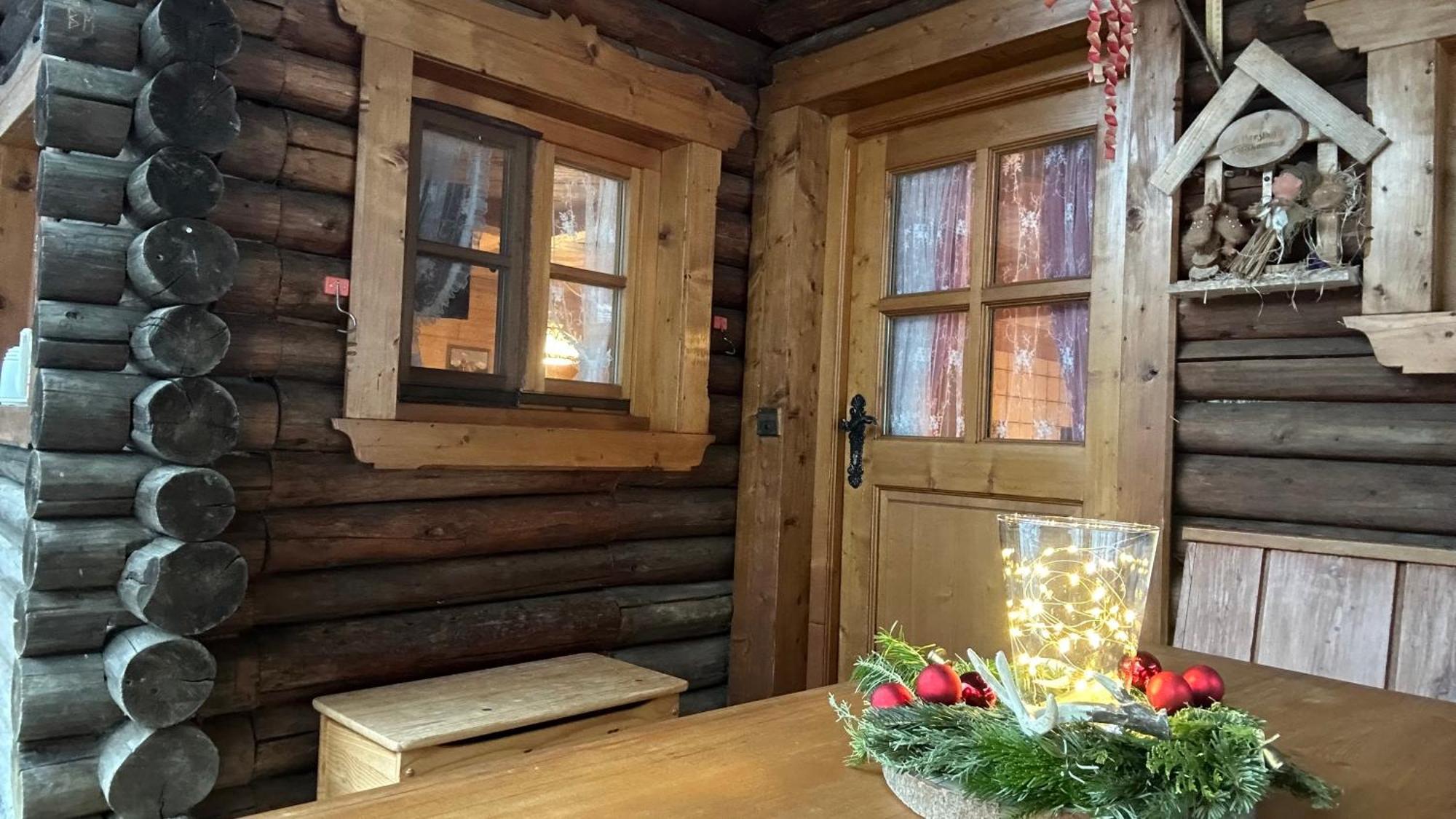 Almbruennerl Die Almhuette Auf Der Raffner Alm Ruhpolding Luaran gambar
