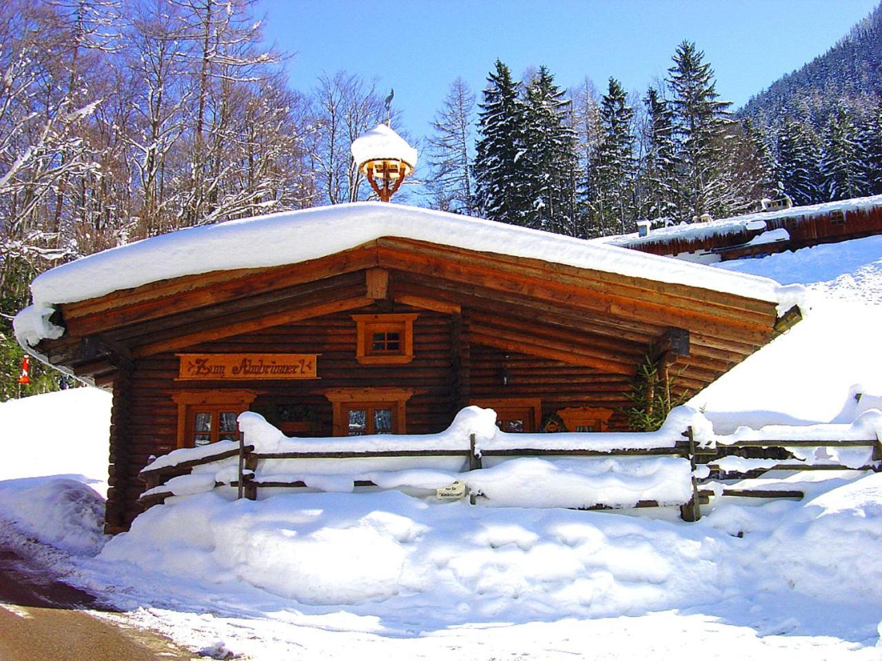 Almbruennerl Die Almhuette Auf Der Raffner Alm Ruhpolding Luaran gambar